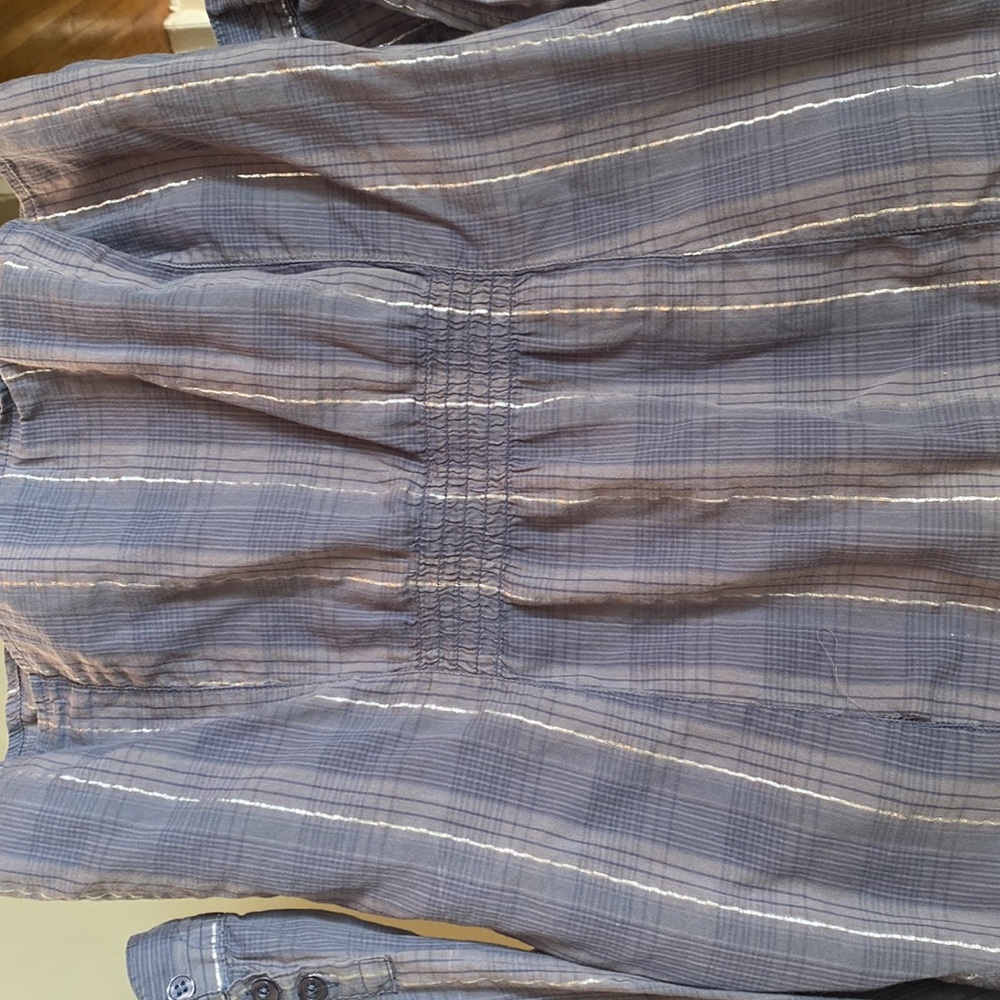 Vanity button down blouse - Picture 3 of 4